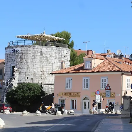 Mip * Porec